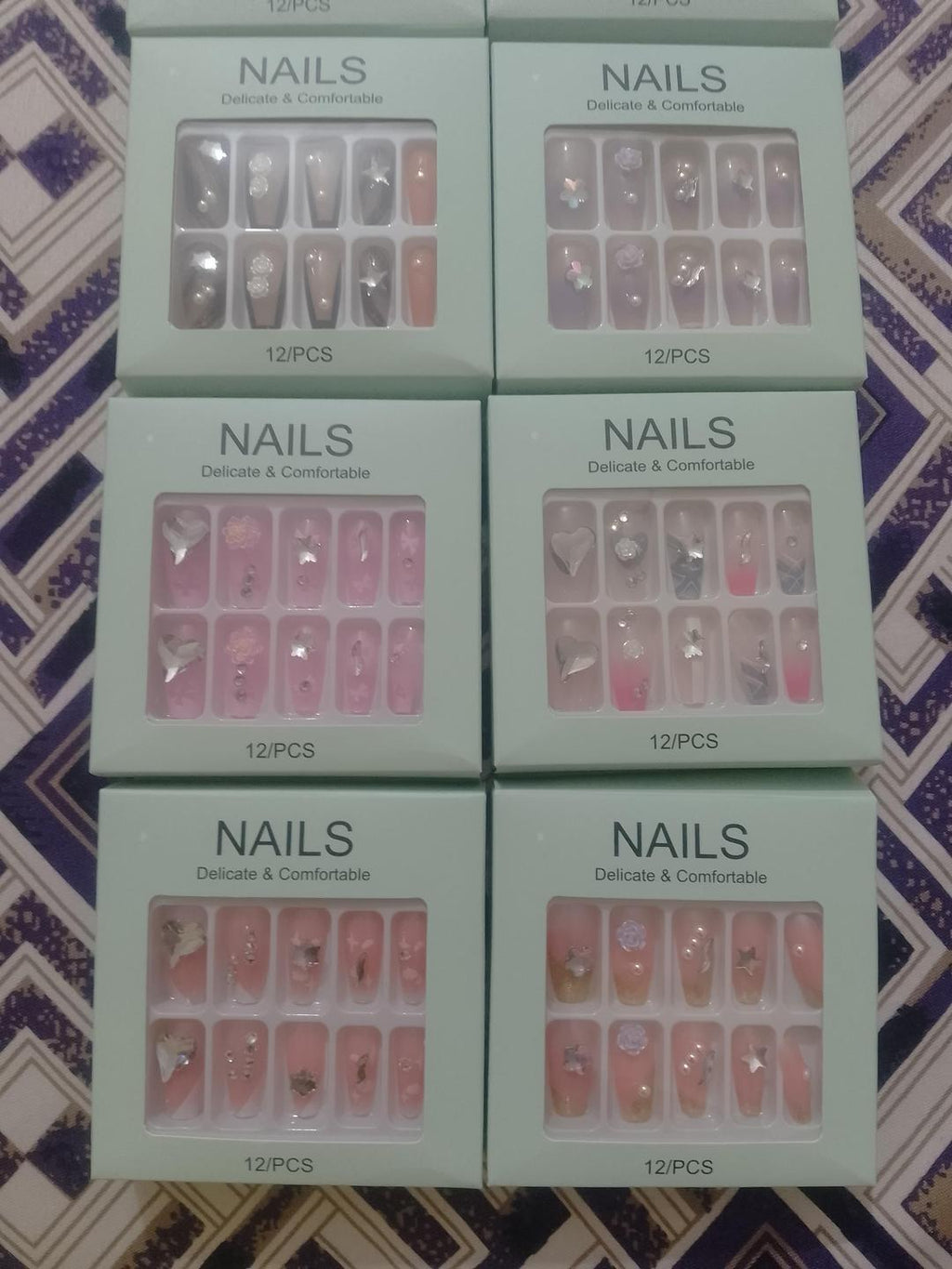 Multicolor Stick On Nails 12 Pcs – ABS Smooth Coverage Reusable Artificial Nails for Daily Wear